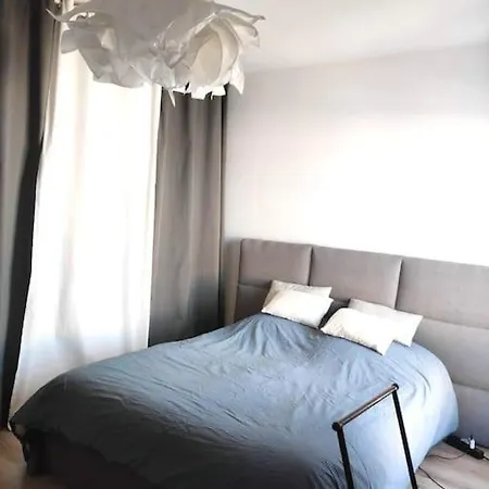 Maison Chaleureuse Avec Jardin Agreable & Parking Aux Portes De Nantes, 30 Minutes De L'ocean Atlantique Дом отдыха *